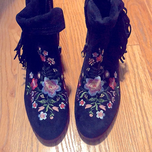 Sam Edelman booties - Picture 1 of 5